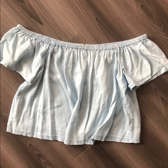 Off the shoulder chambray top - Picture 1 of 8